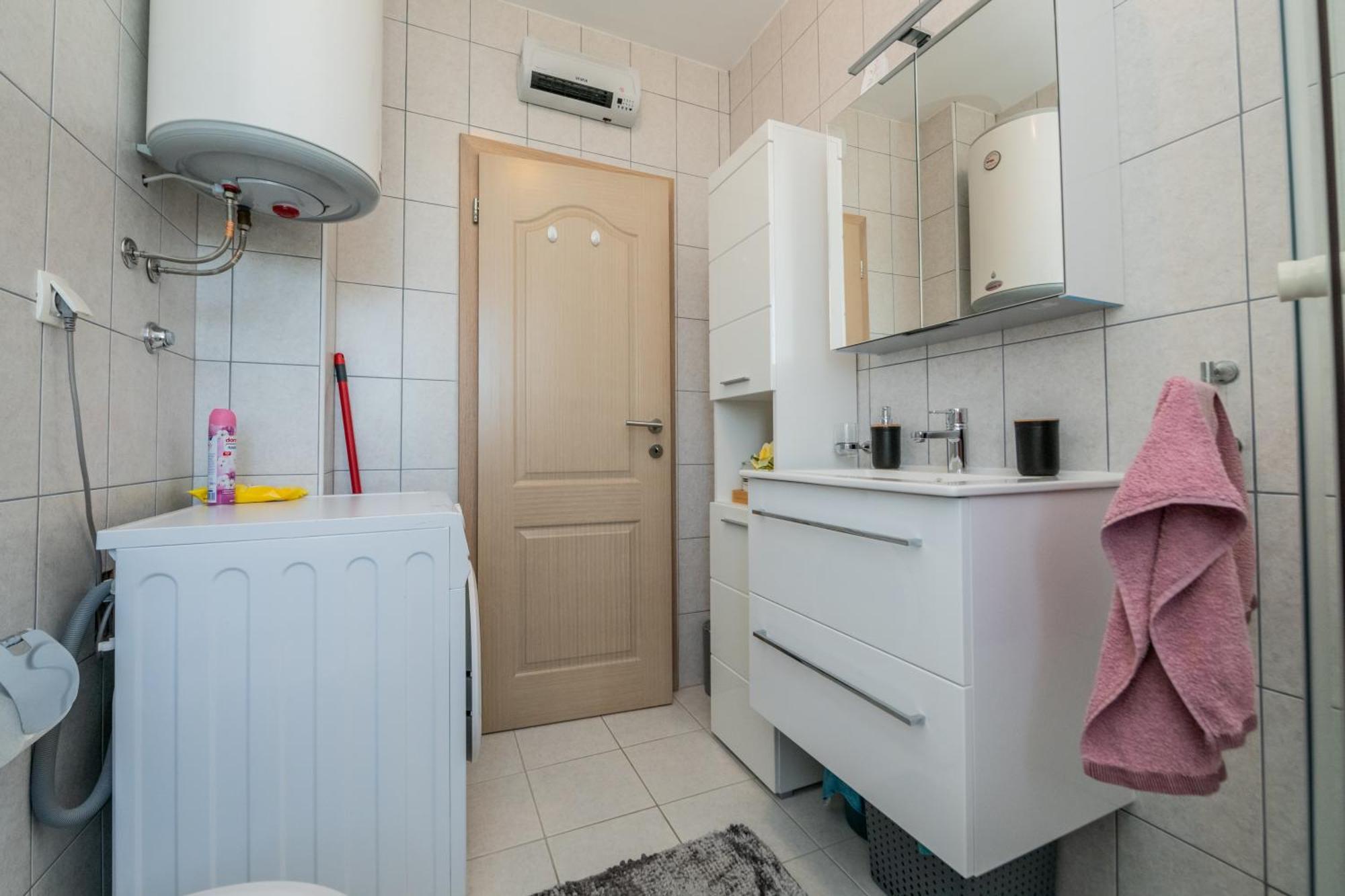 Sun Island Apartment Trogir Buitenkant foto