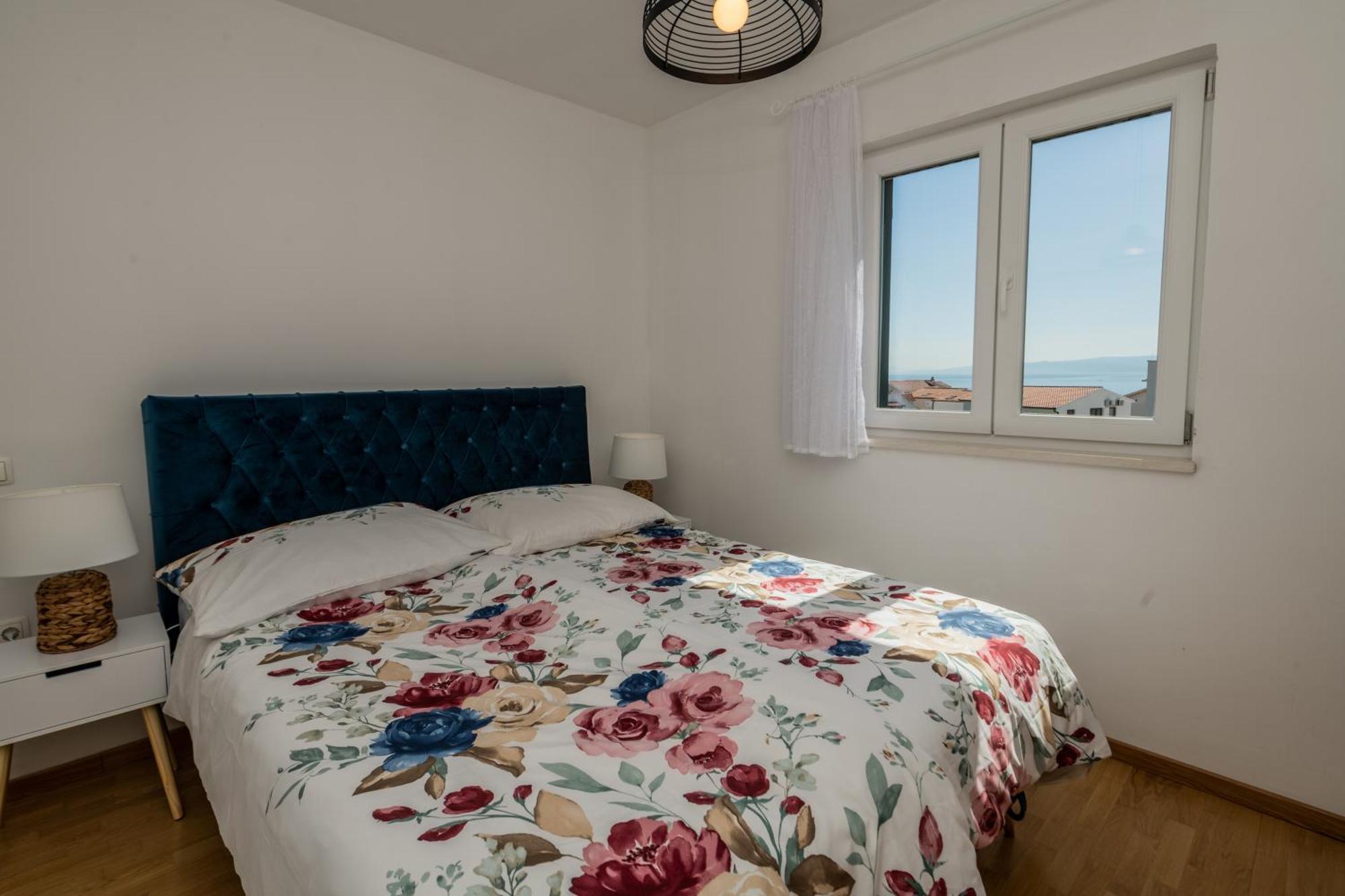 Sun Island Apartment Trogir Buitenkant foto